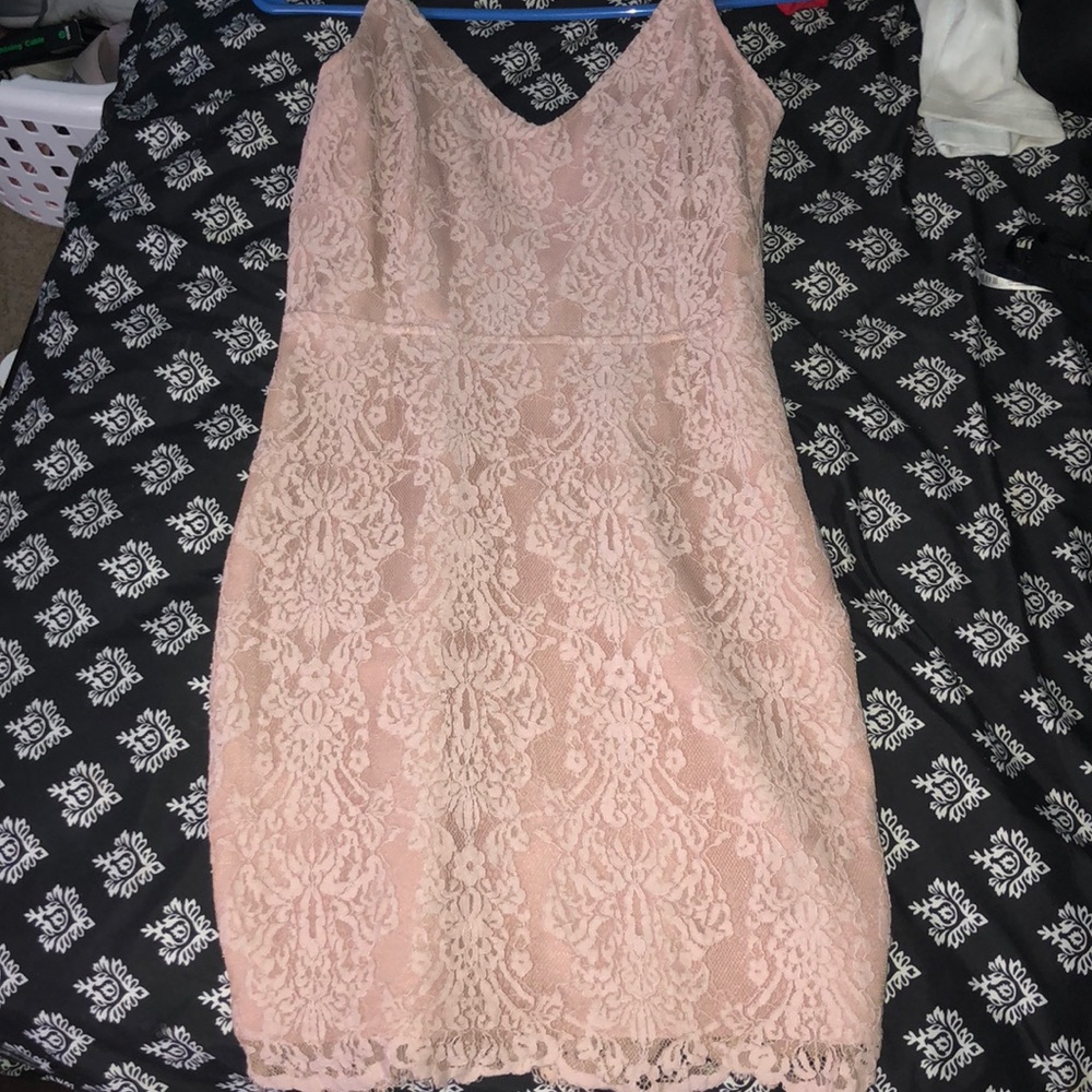Lace pink dress